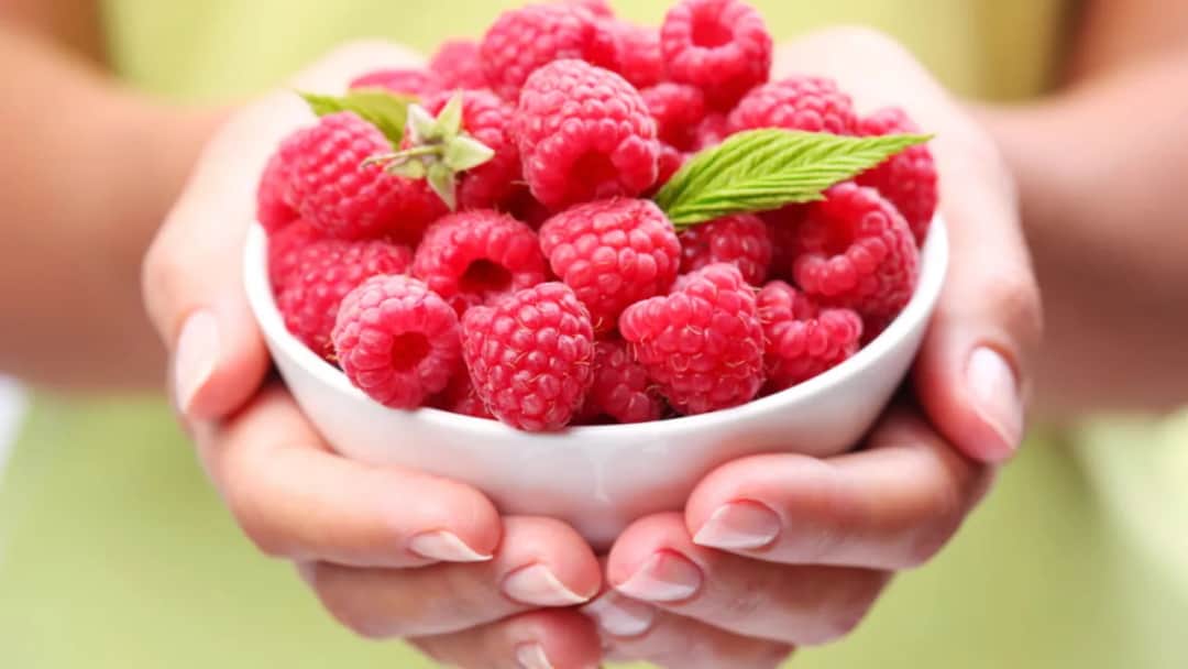 Ile kcal mają maliny? Poznaj kaloryczność tego pysznego owocu