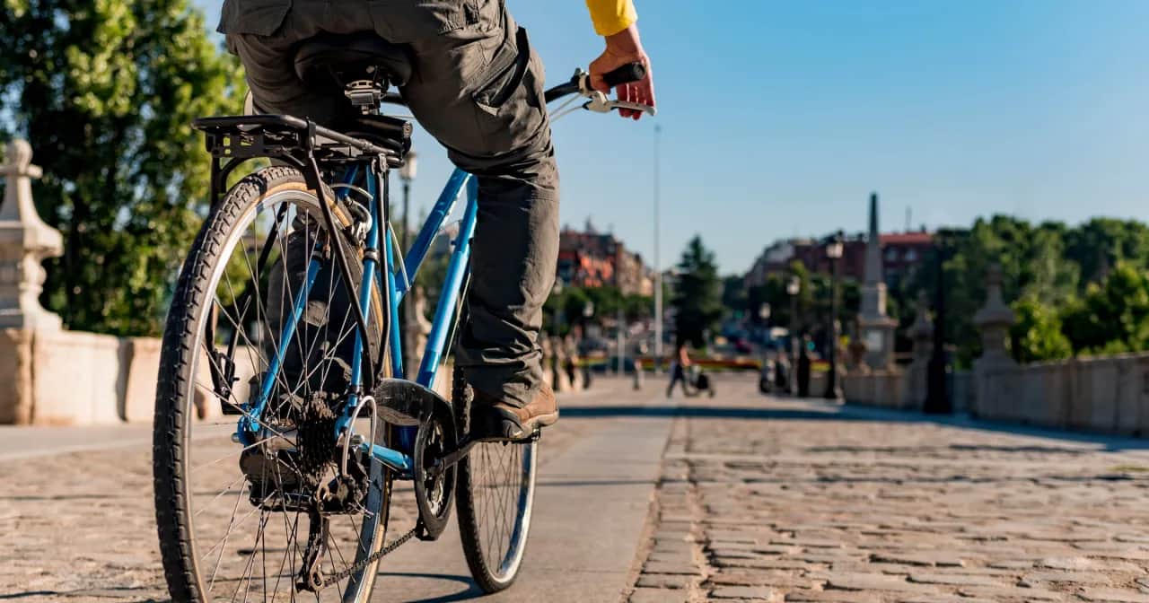 Czy jazda na rowerze odchudza? Sprawdź, jak skutecznie schudnąć