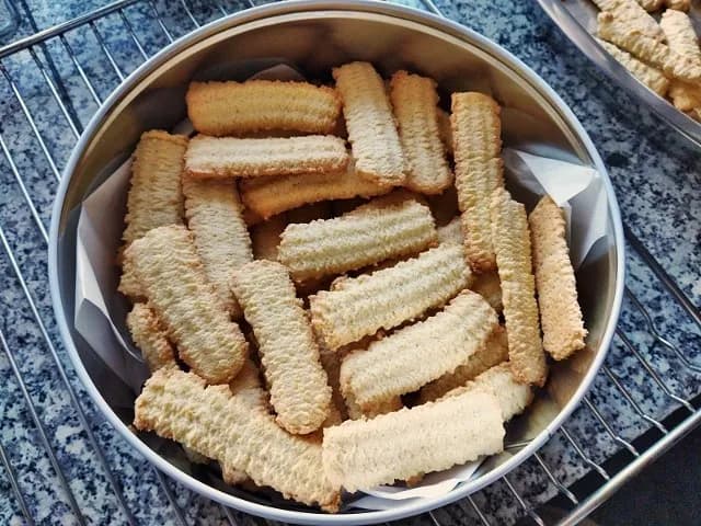 Jak zrobić ciastka bez czekolady? Sprawdź najlepszy i prosty przepis