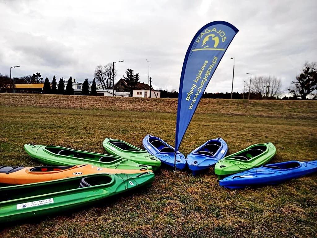 Spływ kajakowy Odrą: odkryj najlepsze trasy i niezapomniane przygody