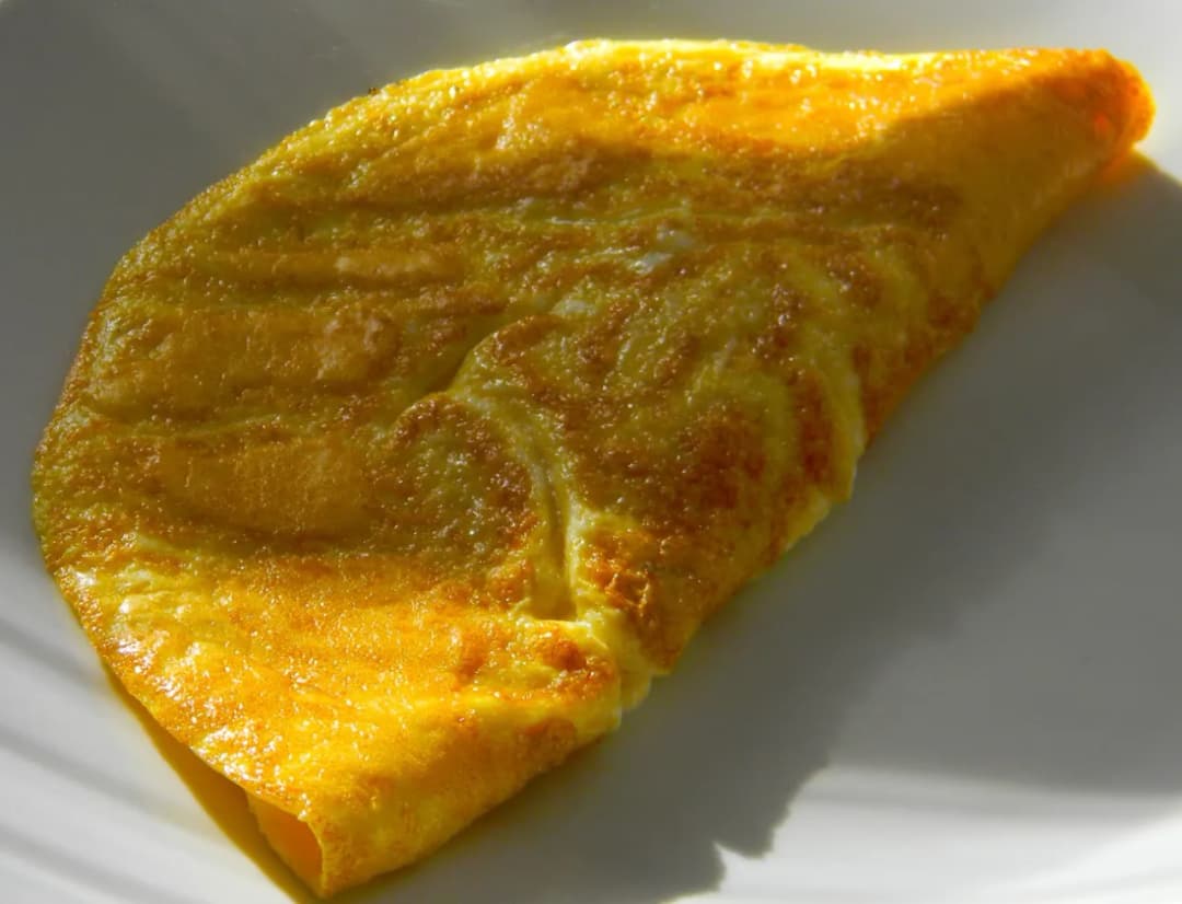 Ile kcal ma omlet z 2 jajek? Sprawdź, co warto wiedzieć o kaloriach